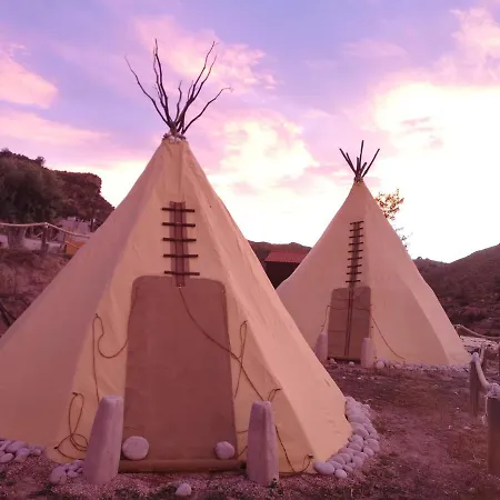 Tipi Indio Campo de lujo *